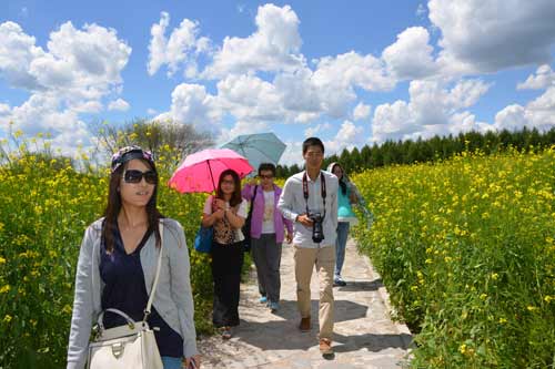 2015九鼎輝煌環(huán)京津冀夏季熱門旅游區(qū)考察活動(dòng) 順利結(jié)束